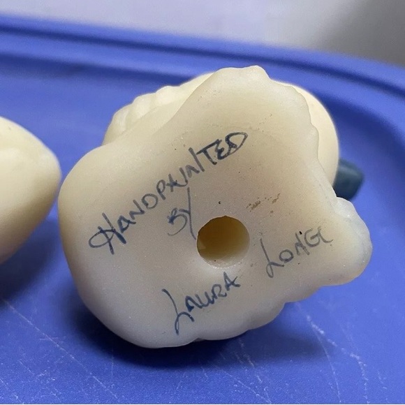 Set (2) Vintage Fenton Custard Glass Duck Hand Painted Blue Floral Artist Signed - Picture 11 of 11